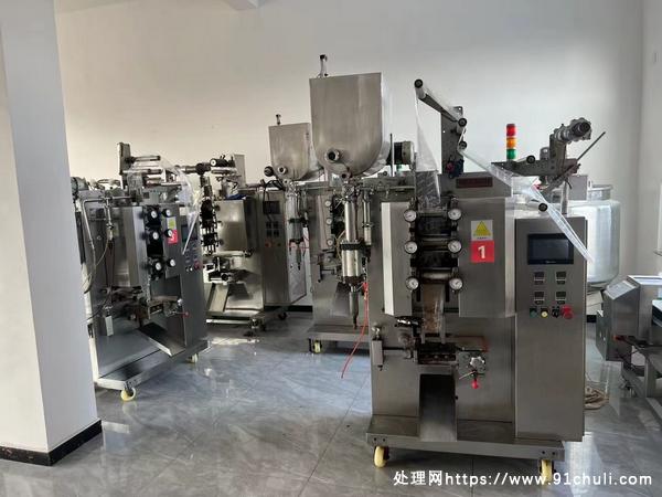 

海泰大川多边封酱料灌装机高速机720型