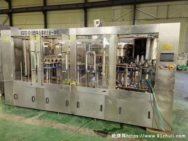 

三合一碳酸饮料生产设备配套套标理瓶机可试机