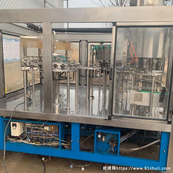 

28口含气饮料灌装机塑料瓶配套设备