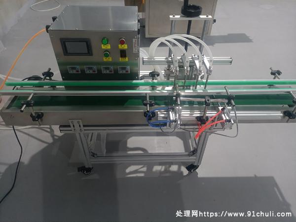 

下潜式防滴漏自洁灌装机