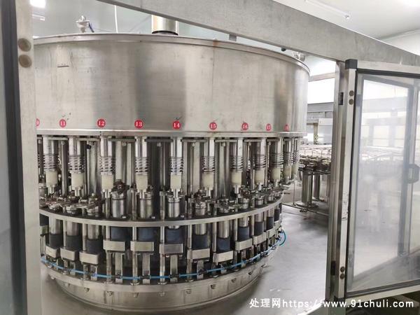 

新美星30口40-40-10型三合一灌装机转让