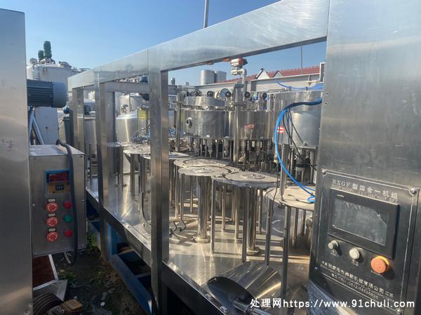 

张家港美新四合一机组灌装机九成新以上可灌装饮料粥类