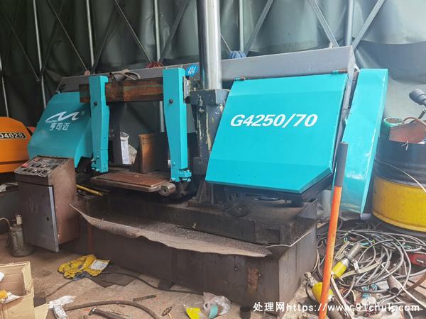 

亨司迈4250/70金属带锯床接电即用