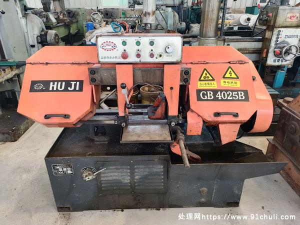 

上海GB4025带锯床，七层新，正常使用，欢迎看货！