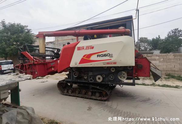 

雷沃RG60小麦收割机 21年 920小时无大修