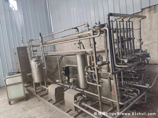 

上海轻工5吨管式杀菌机触摸屏控制附件齐全