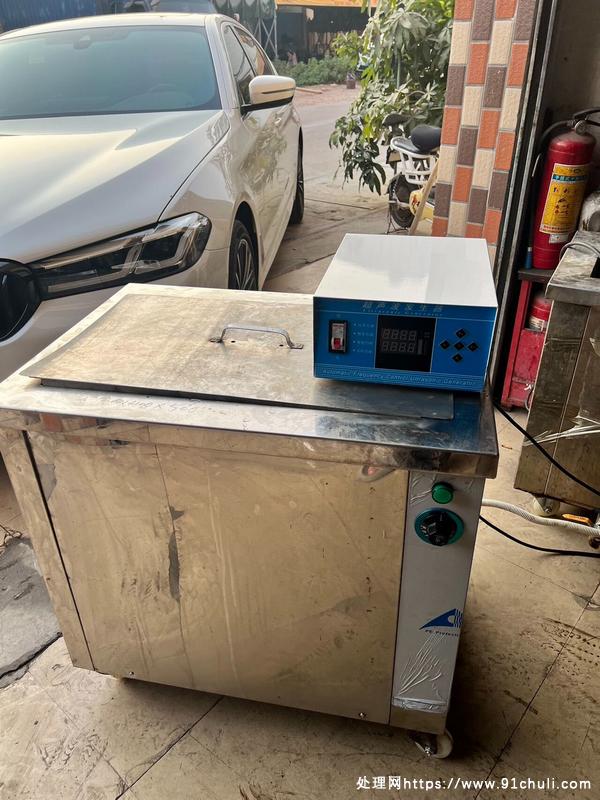

工业超声波清洗机强劲振力工厂适用大容量加热