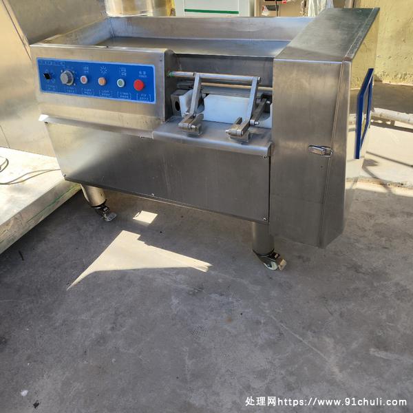 

出售400型冻肉切丁机全新带模具