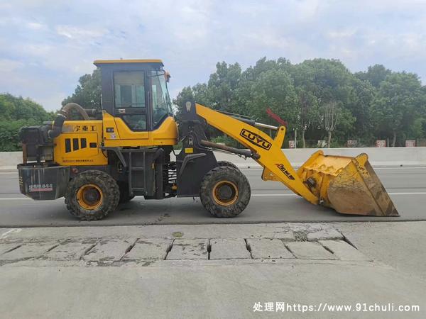 

鲁宇933卸粮车，云内4100，车况好