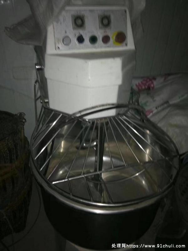 

恒威和面机380V使用不多