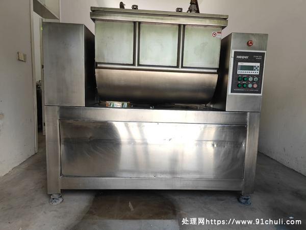 

食品厂出售6袋真空和面机300型全自动正常使用低价处理