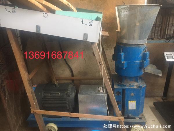 

300型饲料机低价转让5500元