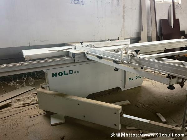 

豪德MJ300D精密推台锯全新如新