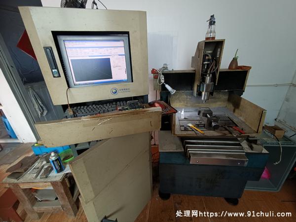 

金奇雕300*400雕刻机废铁价