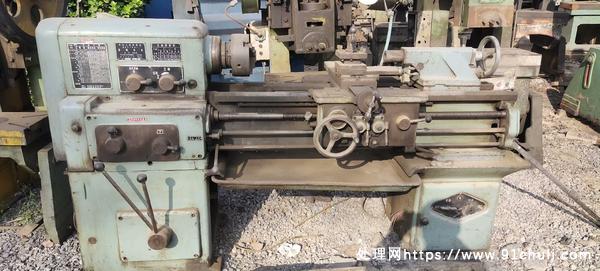 

重庆二机C616车床质量好导轨花纹