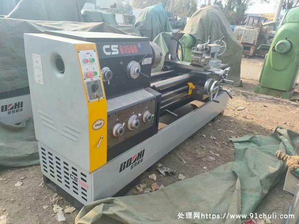 

正宗宝鸡6150B大孔车床，九成新，配件齐全，接电即用