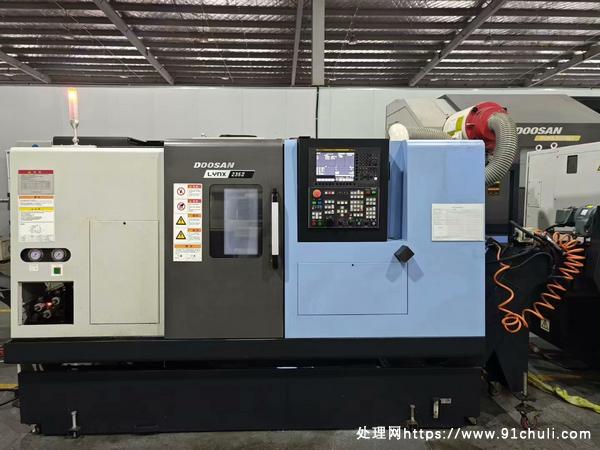 

斗山235顶配车床，8寸卡盘