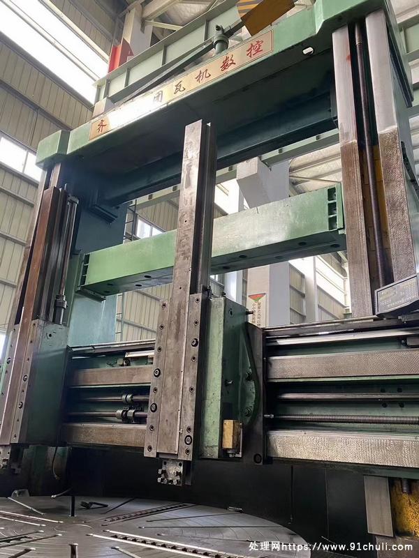 

齐二5240立车加工高度3.2米价格适中