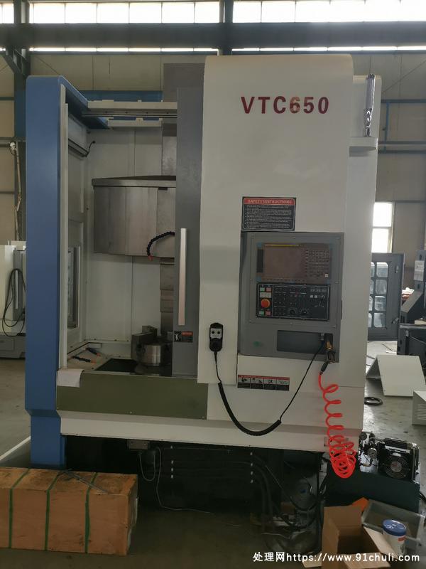 

VTC650数控立式车床发那科系统回转直径650mm配置