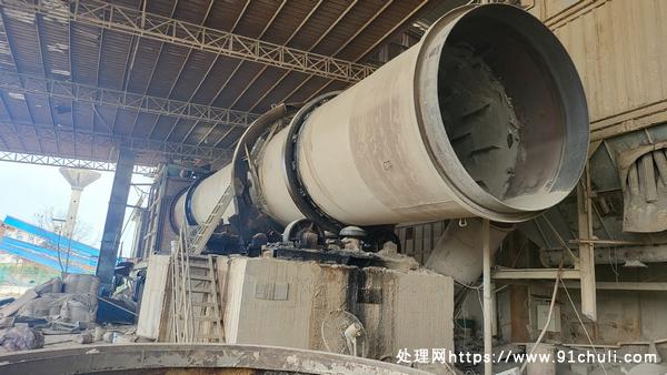 

大型滚筒烘干机转让，成色九成新，联系我