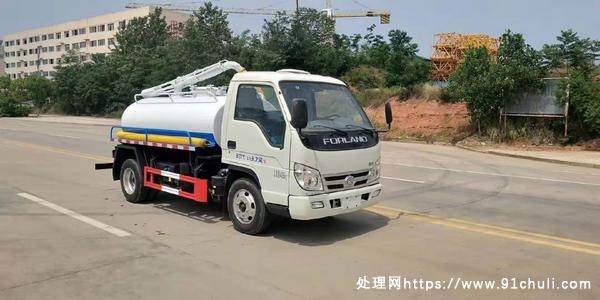 

福田2.6方吸粪车 大吸力3吨