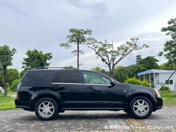 

07凯迪拉克SRX七座商务越野车经典霸气商务座驾
