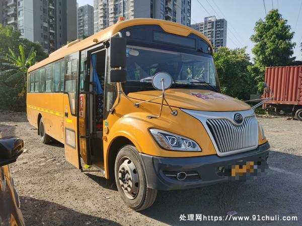 

52座小学生校车2020款潍柴动力3万公里手续齐全