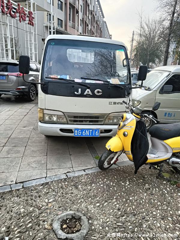 

13年江淮好运半平板车，车况好，电瓶新，9500