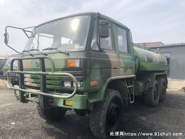 

极品东风246双舱加油车汽油1500柴油3500