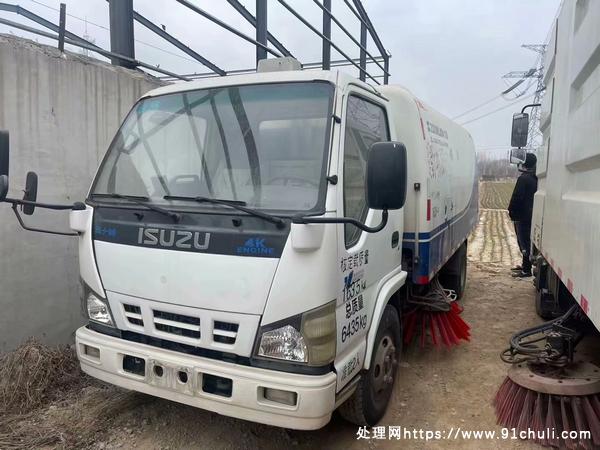 

15年中联5063扫路车6千公里270小时价低一台