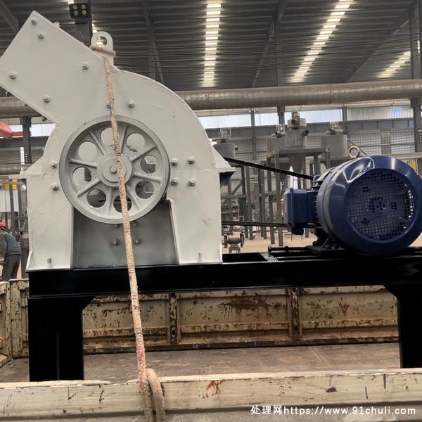

400×600锤式制砂机，22kw，5mm砂