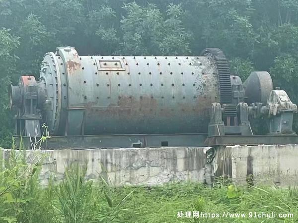 

2245球磨机整体9.9成新价格不高