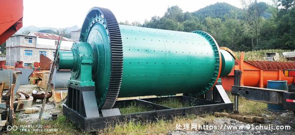

2136球磨机山东产全新未使用