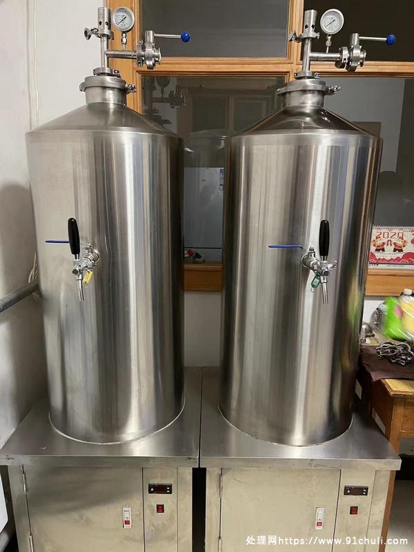 

糖化罐发酵罐1+2*100L自家用酿过两次低价出