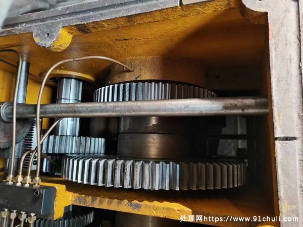 

德州三嘉2150深孔钻镗床，导轨宽800，总长19米
