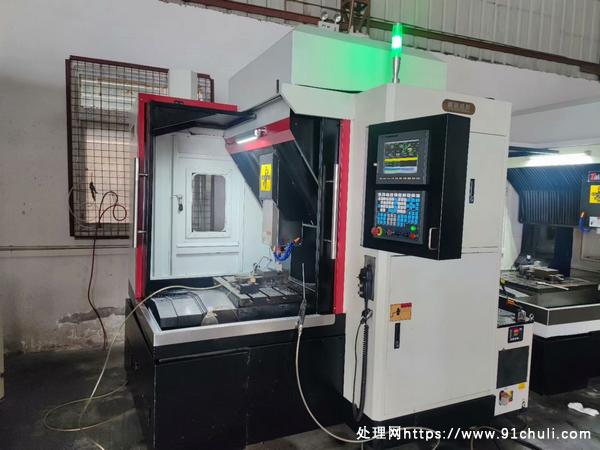 

乔银760雕铣机 新代21MA 安川驱动 7.5kw准新