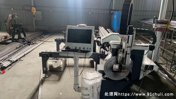 

通锐1500W三卡盘激光切管机，全新，现价16万