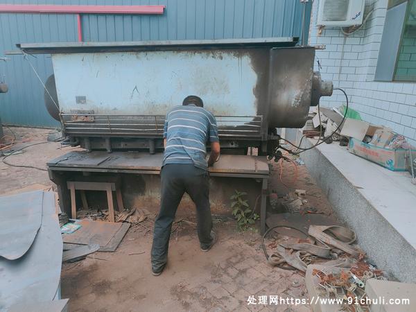 

沈阳剪板机12厚9吨