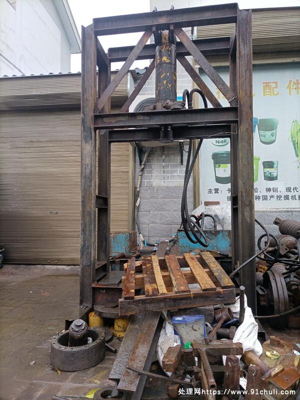 

大型压力机校正挖掘机油缸钢芯220油缸7500W