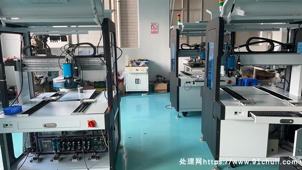 

立柜式螺丝机双头双工位视觉纠偏定位mes