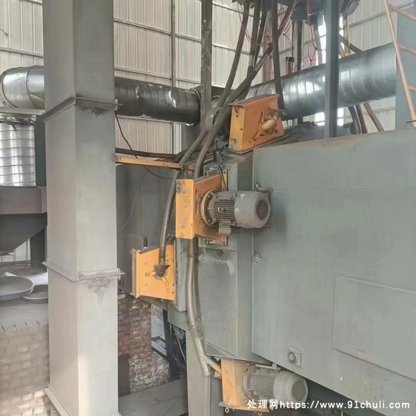

钢结构厂拆迁2.0×1.5米抛丸机废铁高价出售