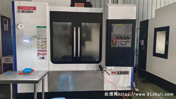 

2022准新三拓精机855加工中心发那科系统