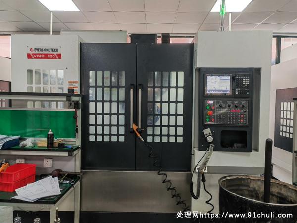 转让个人二手恒昱850加工中心