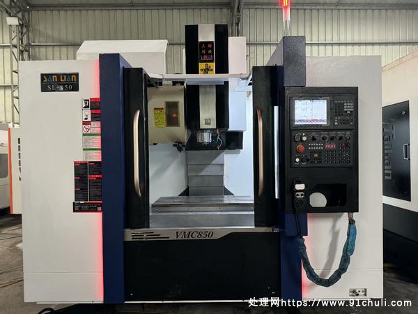 

三联精机850L加工中心10000转24T刀库