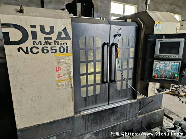 

鼎亚650三线轨加工中心24刀库精度1丝在位出售
