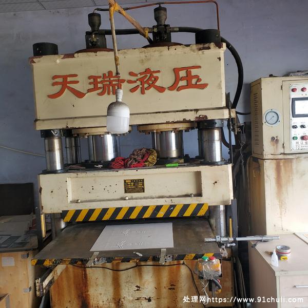 转让350吨自动式液压深压纹机