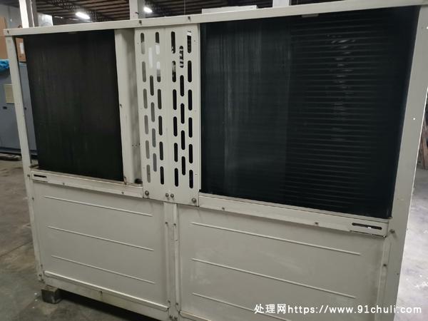 

美的130风冷热泵模块机组成色好东莞发货