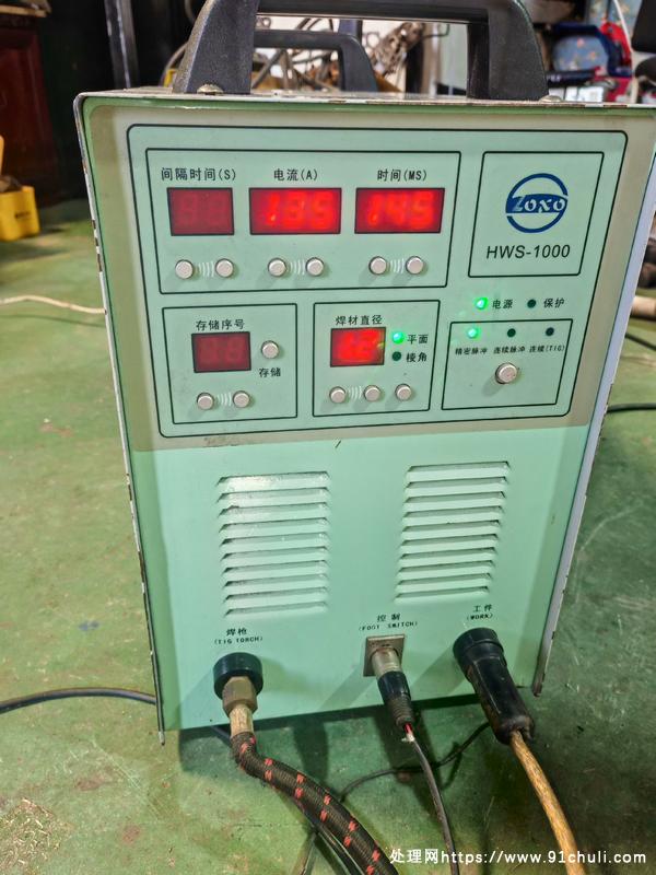 

郎现冷焊机4000W低价处理，试机上门效果好！